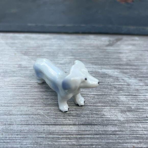 Porcelain Mini Puppy Dog Dachshund Figurine Vintage White W Blue - Picture 7 of 8
